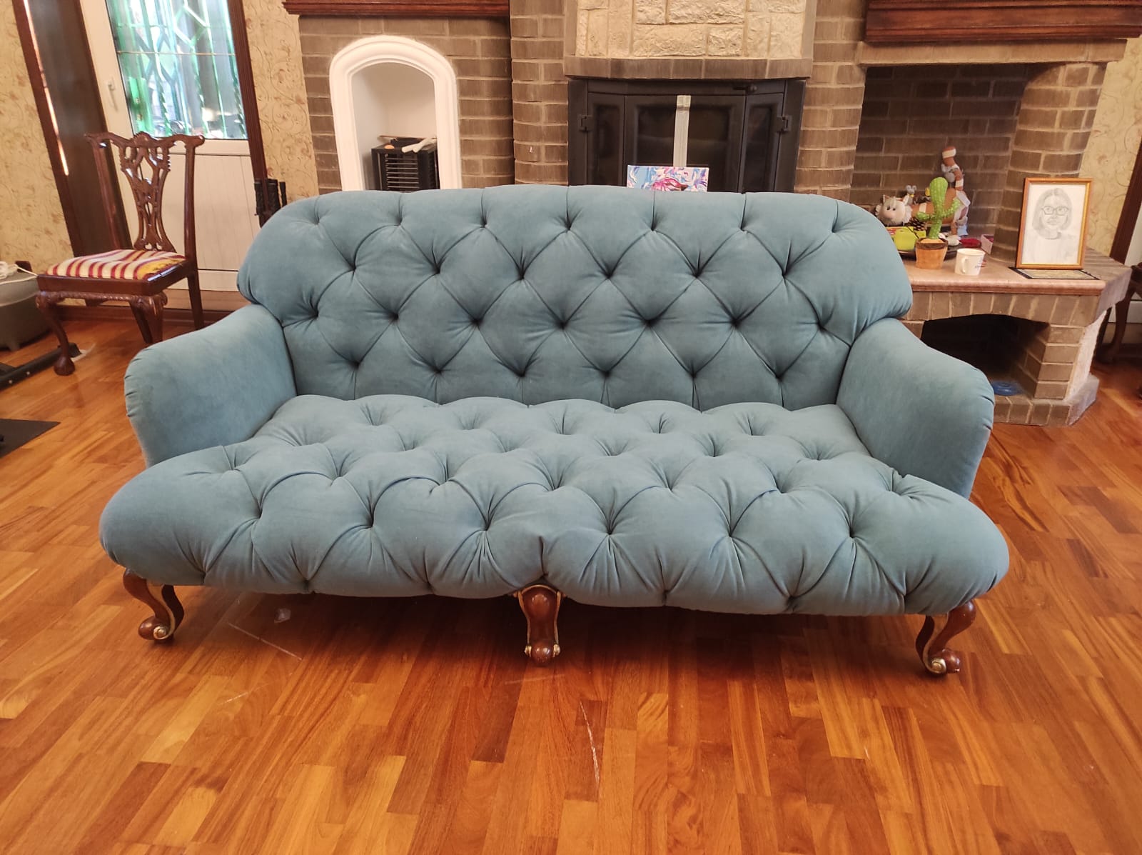 Перетяжка дивана. Библиотека имени Ленина