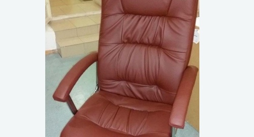 Обтяжка офисного кресла. Библиотека имени Ленина