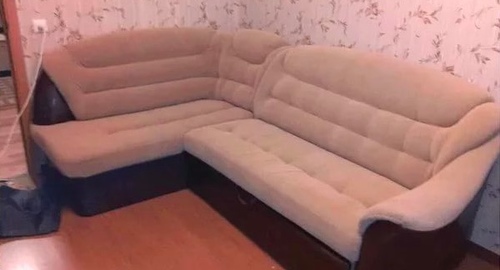 Перетяжка углового дивана. Библиотека имени Ленина